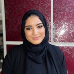 Zineb I.