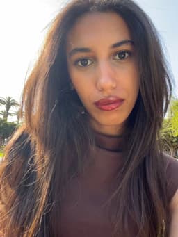 Fayza F.
