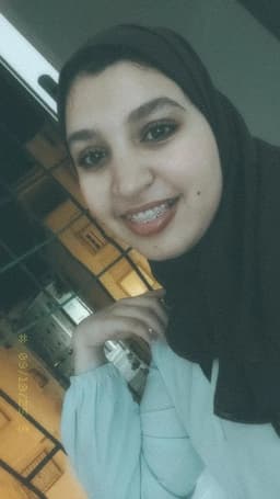 Khaoula E.