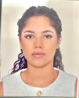 chaima k.