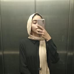Aya b.